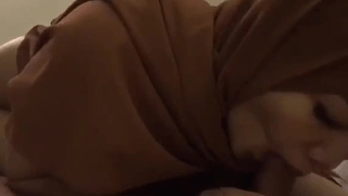Dada Bulat Kakak Cantik Saat Buka Baju Bikin Tegang