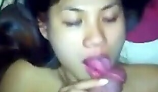 Dikokop Gadis Pirang Di Toilet Sambil Duduk